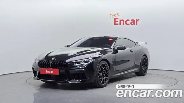 BMW M8 2020 thumb 2