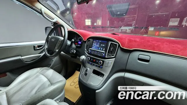 Hyundai Starex 2019 thumb 12