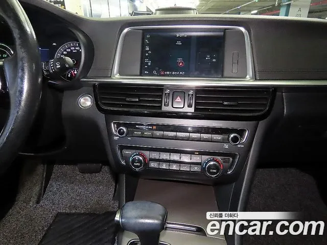 Kia Hybrid 2019 thumb 2