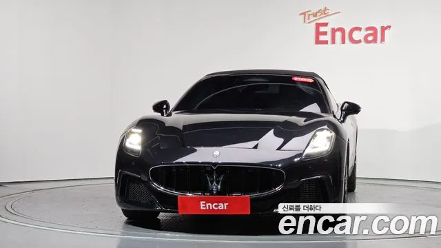 Maserati Gran Cabrio 2024 thumb 8