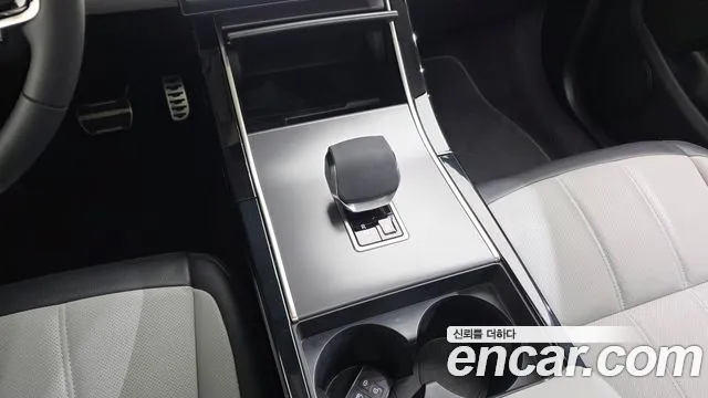 Land Rover Range Rover 2025 thumb 5