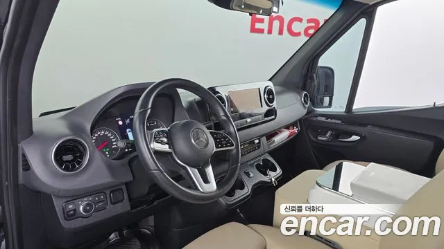 Mercedes-Benz Sprinter 2023 thumb 4