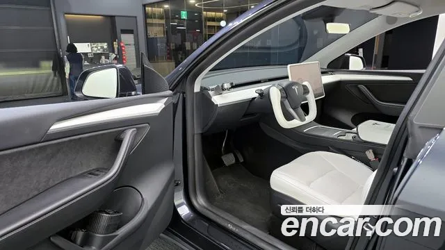 Tesla Model 2024 thumb 7
