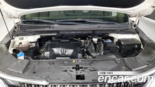 Kia Carnival 2021 thumb 6