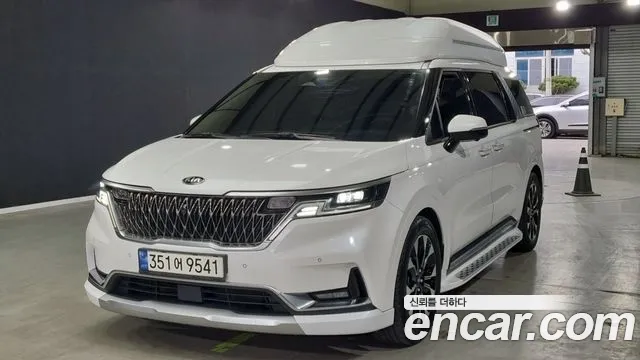 Kia Carnival 2021 thumb 10