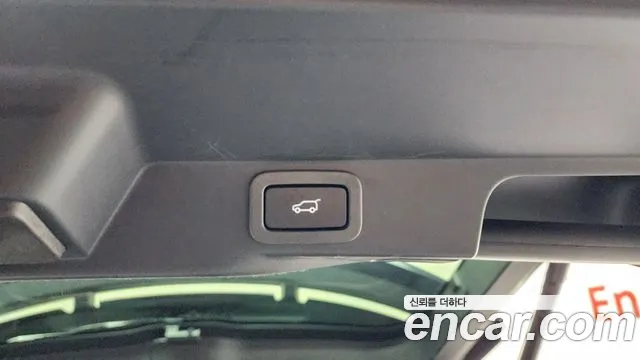 Land Rover Range Rover 2019 thumb 9