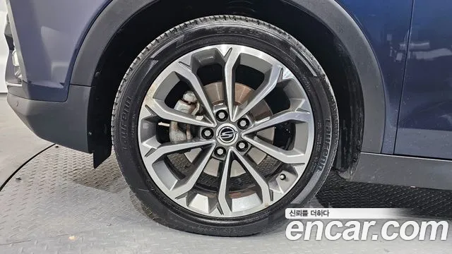 KGM Tivoli 2019 thumb 2