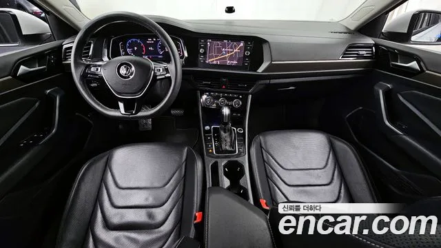 Volkswagen Jetta 2021 thumb 6