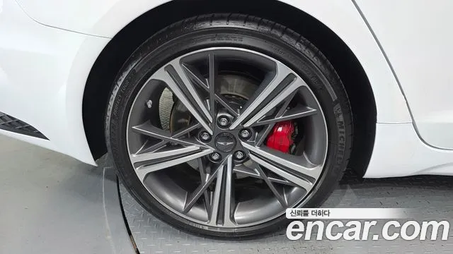 Genesis G70 2023 thumb 10