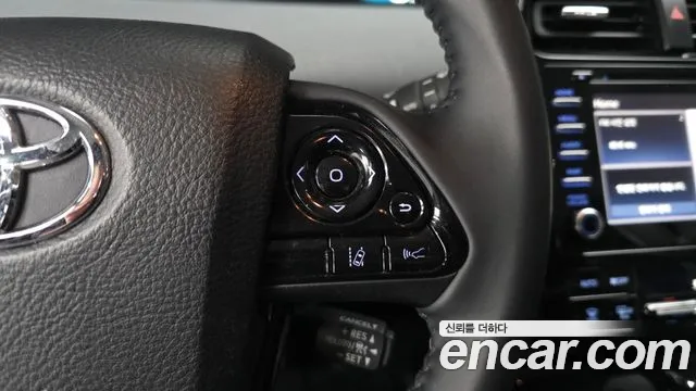 Toyota Prius 2021 thumb 5