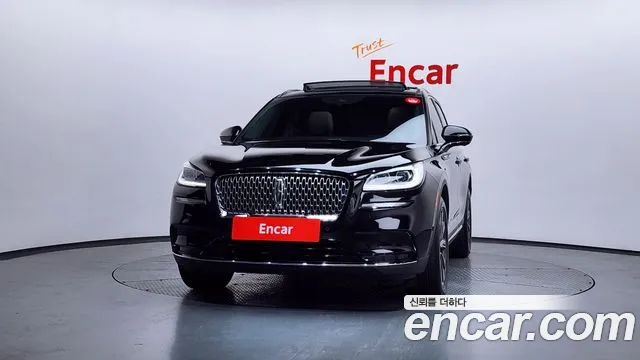Lincoln Corsair 2020 thumb 9