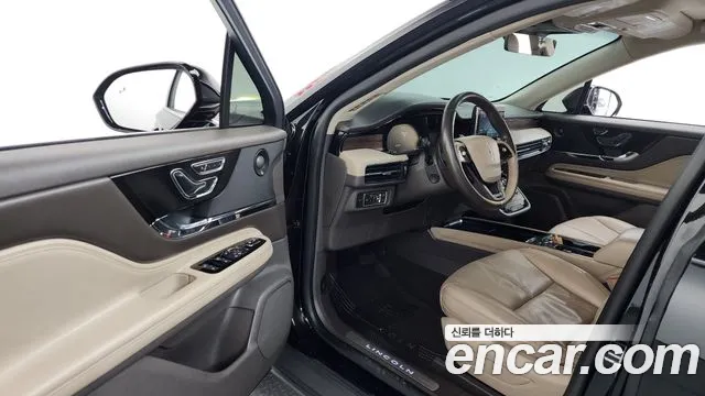 Lincoln Corsair 2020 thumb 5
