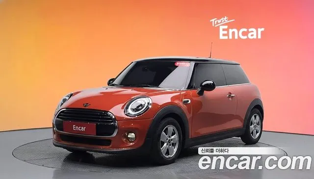 Mini Cooper 2019 thumb 12