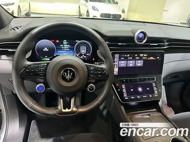 Maserati Grecale 2025 thumb 3