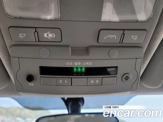 Hyundai Starex 2021 thumb 11