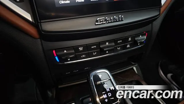 Maserati Ghibli 2020 thumb 6