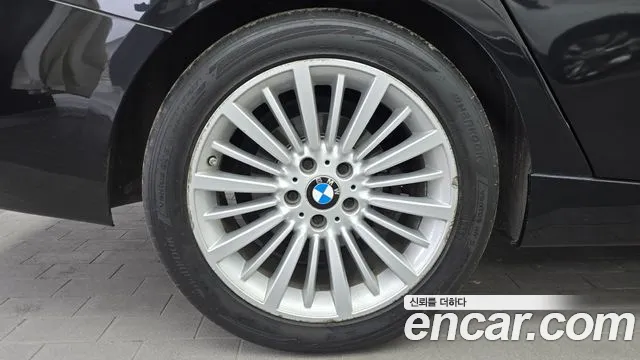 BMW 3 серии Gran Turismo 2019 thumb 10