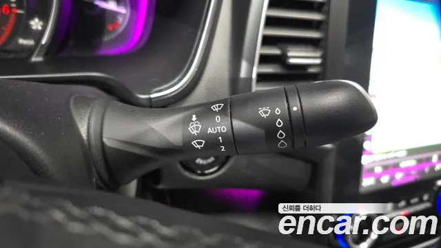 Renault SM6 2019 thumb 2