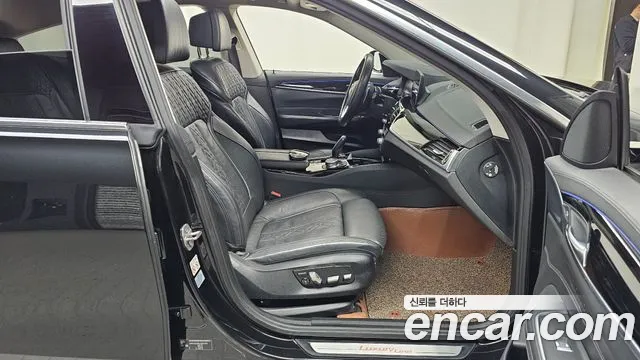 BMW 6 серии Gran Turismo 2019 thumb 5