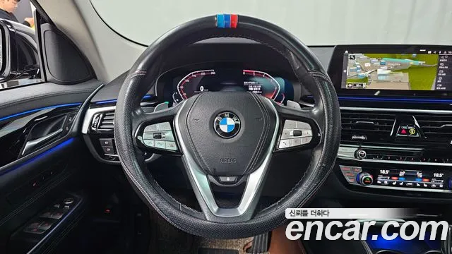BMW 6 серии Gran Turismo 2019 thumb 11