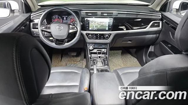 KGM Korando 2019 thumb 10