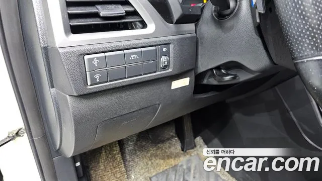 KGM Korando 2019 thumb 12
