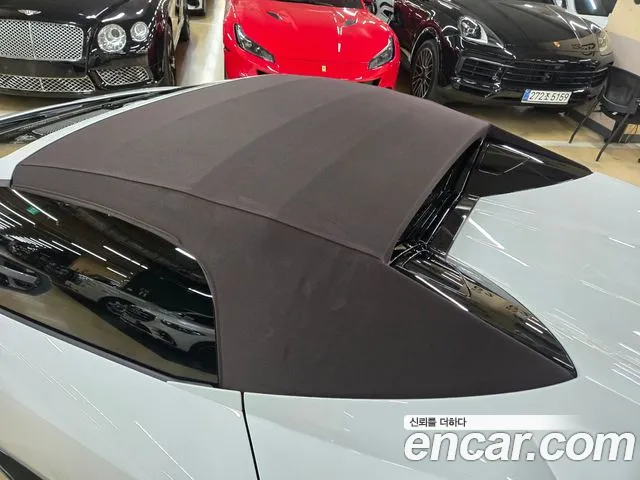Lamborghini Huracan 2022 thumb 9