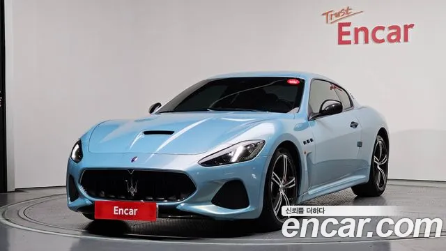 Maserati GranTurismo 2019 thumb 12