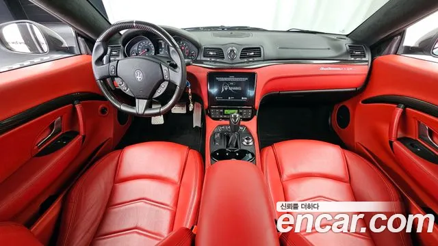 Maserati GranTurismo 2019 thumb 2