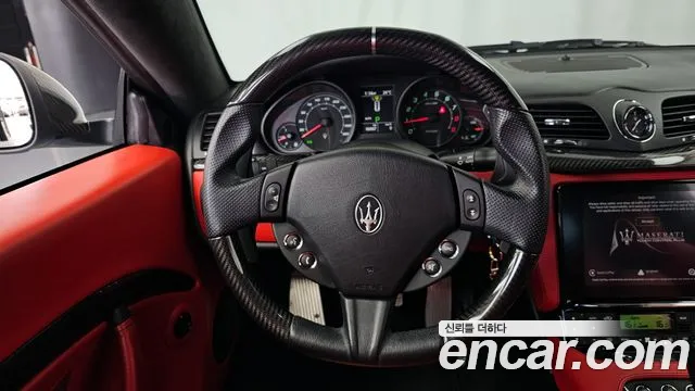 Maserati GranTurismo 2019 thumb 4