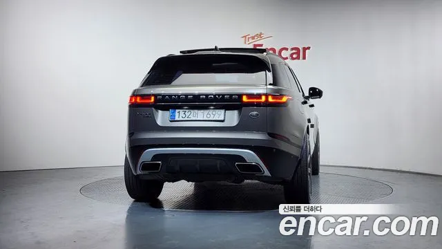 Land Rover Range Rover Velar 2019 thumb 5