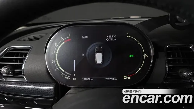 Mini Cooper Clubman 2024 thumb 9