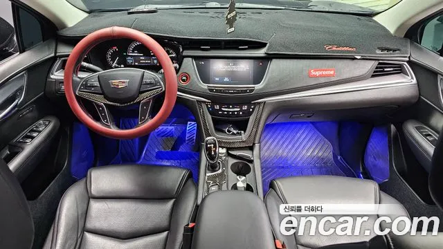 Cadillac XT5 2019 thumb 8