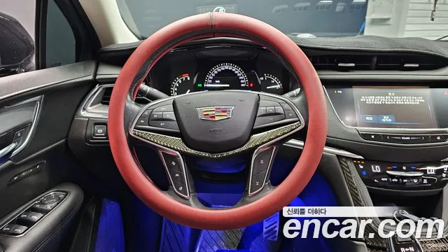Cadillac XT5 2019 thumb 2