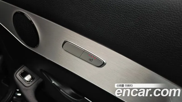 Mercedes-Benz GLC 2019 thumb 12