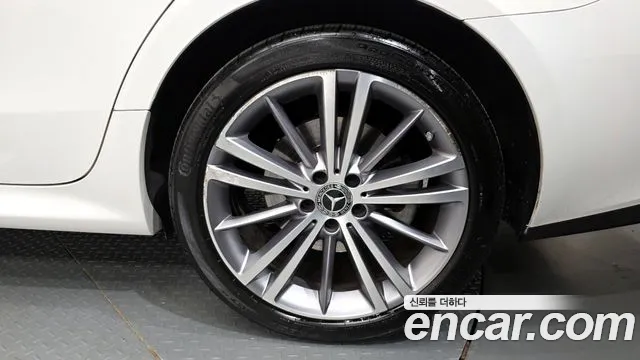 Mercedes-Benz CLS 2019 thumb 11