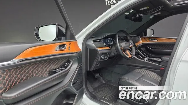 Jeep Grand Cherokee 2023 thumb 7