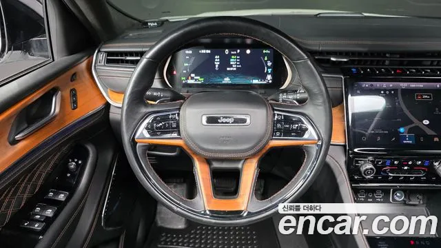 Jeep Grand Cherokee 2023 thumb 9