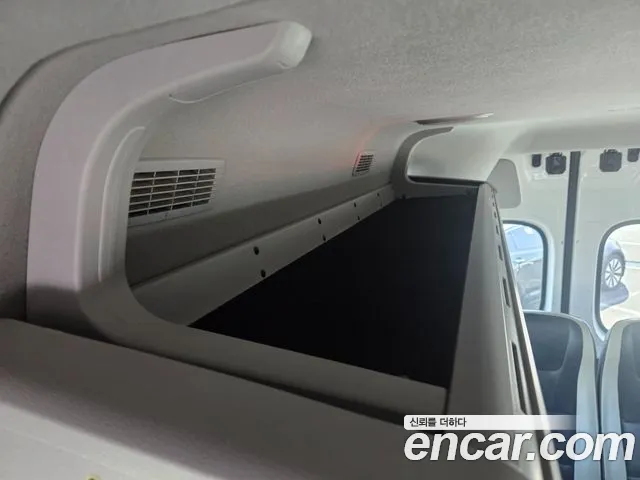 Hyundai Solati 2022 thumb 6