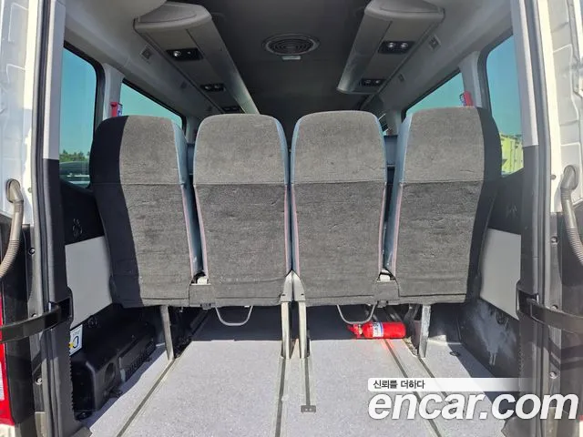 Hyundai Solati 2022 thumb 8