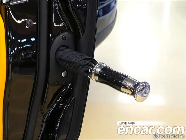 Rolls-Royce Cullinan 2023 thumb 12