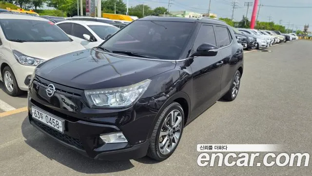 KGM Tivoli 2015 thumb 3