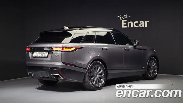 Land Rover Range Rover Velar 2019 thumb 10