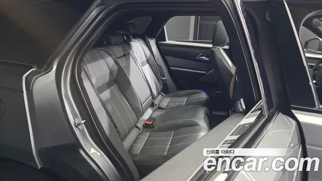 Land Rover Range Rover Velar 2019 thumb 4