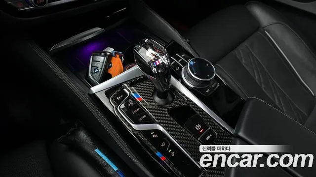 BMW 6 серии Gran Turismo 2021 thumb 5