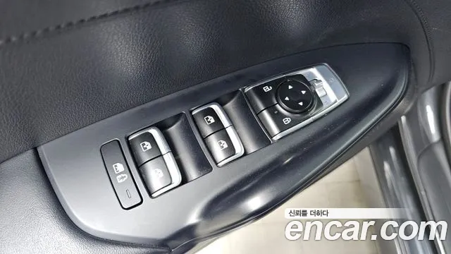 Kia Hybrid 2020 thumb 6