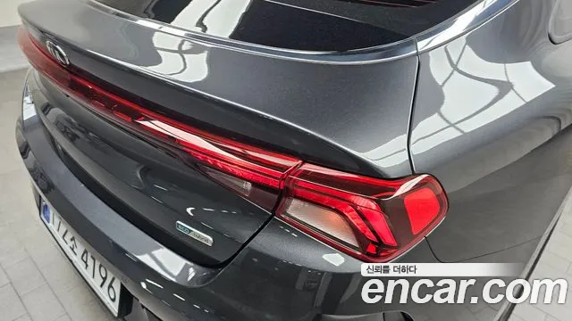 Kia Hybrid 2020 thumb 11