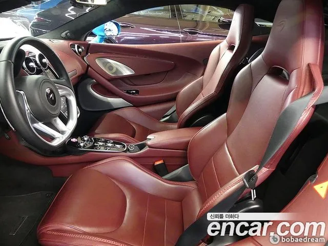 McLaren GT 2022 thumb 2