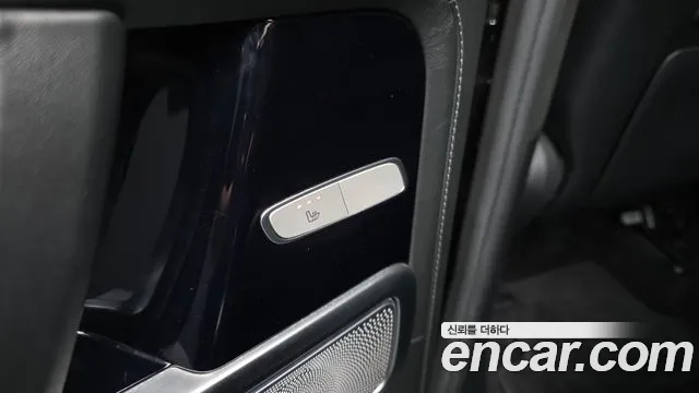 Mercedes-Benz G-Класс 2019 thumb 10
