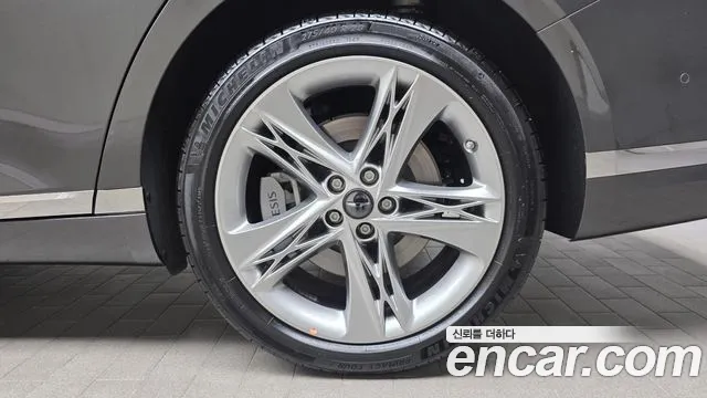 Genesis G90 2025 thumb 12